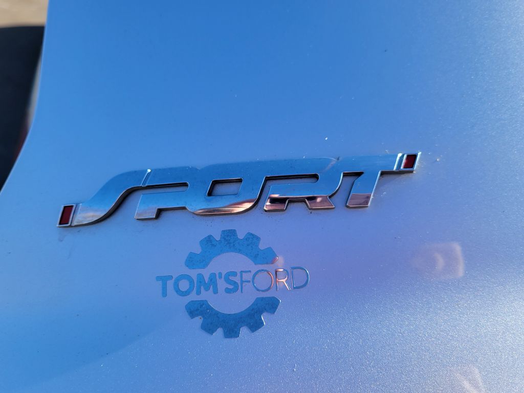 Photo 31 of this FORD EXPLORER