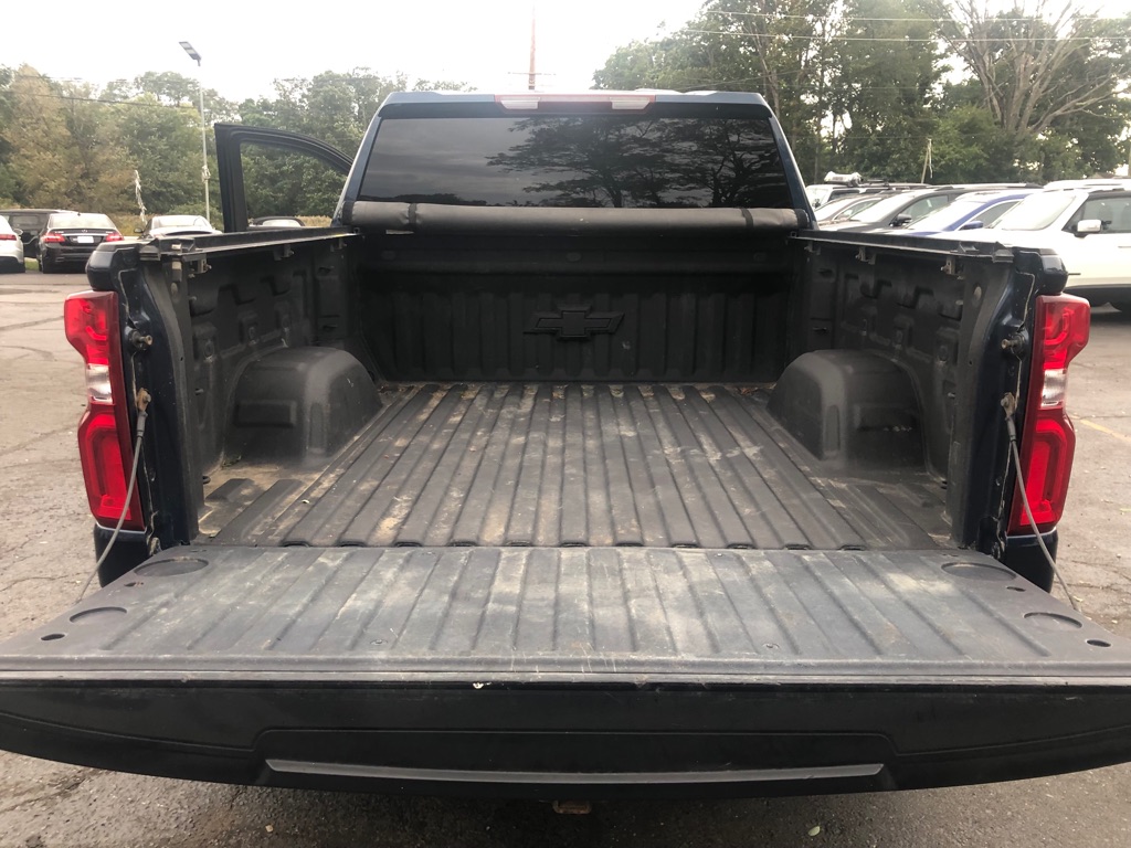 Photo 29 of this CHEVROLET SILVERADO 1500