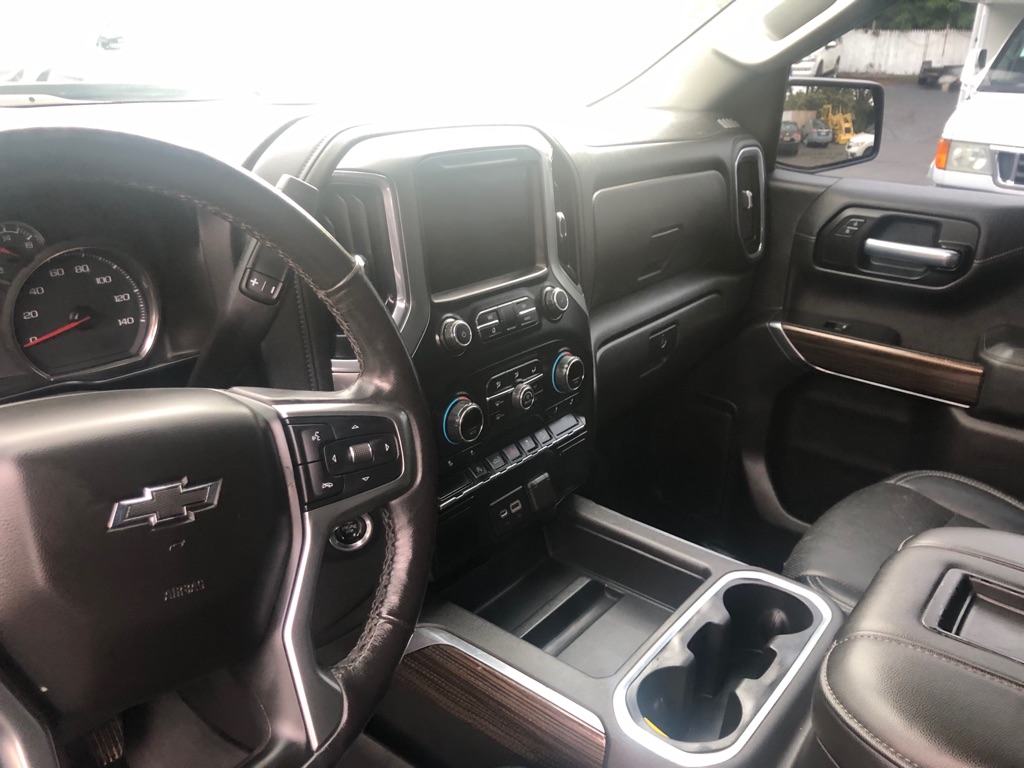 Photo 21 of this CHEVROLET SILVERADO 1500