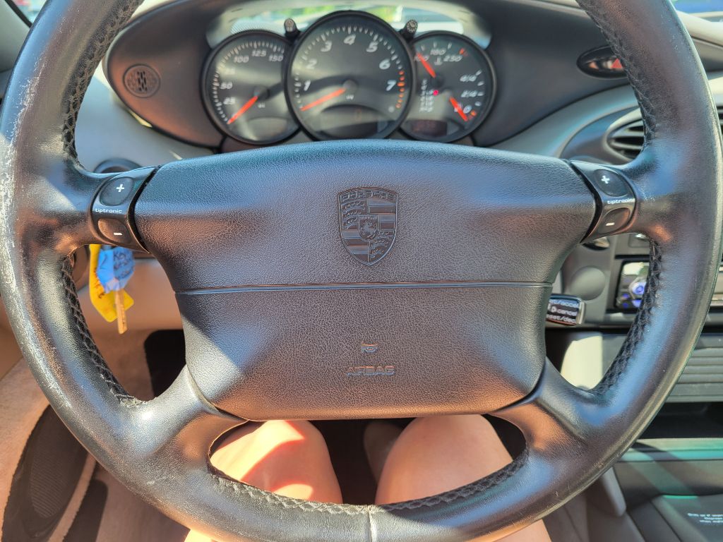 Photo 19 of this PORSCHE BOXSTER