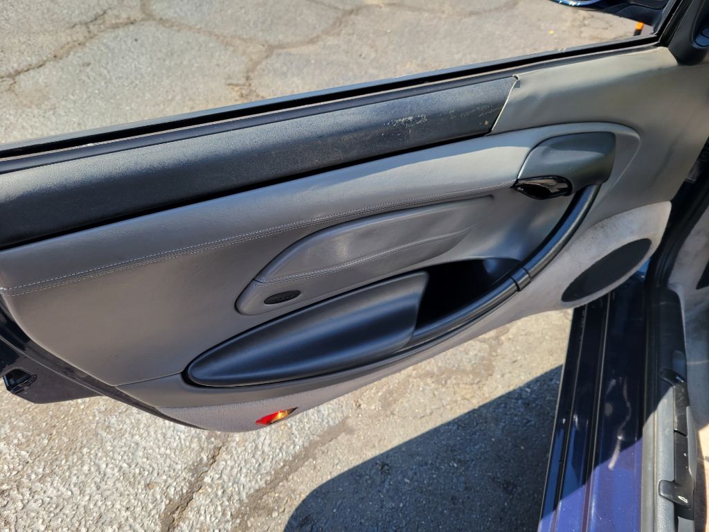 Photo 18 of this PORSCHE BOXSTER