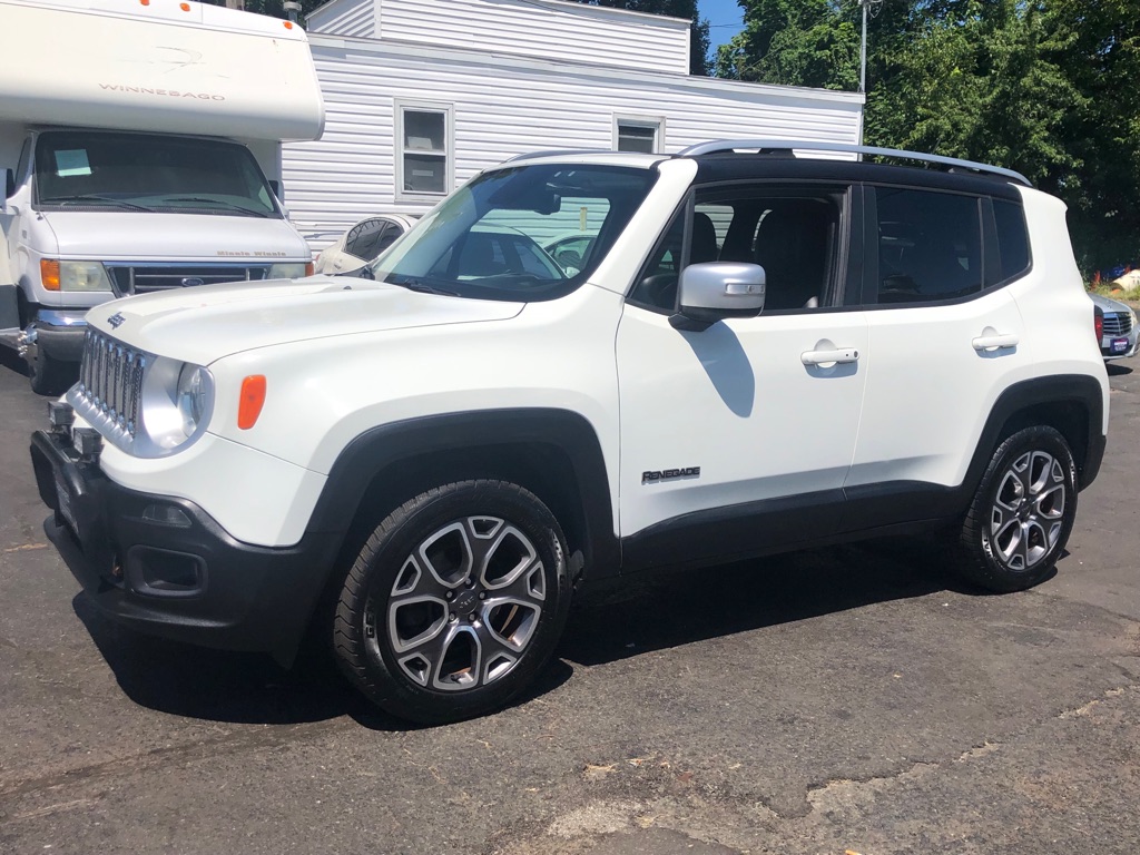 Photo 2 of this JEEP RENEGADE