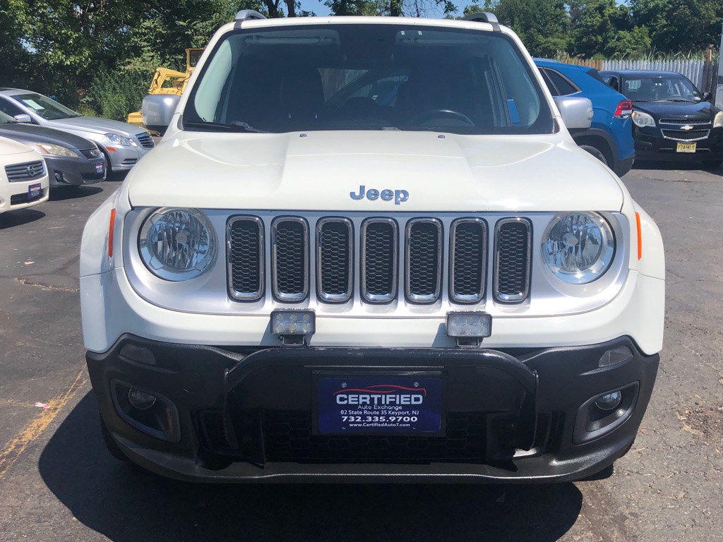 Photo 9 of this JEEP RENEGADE