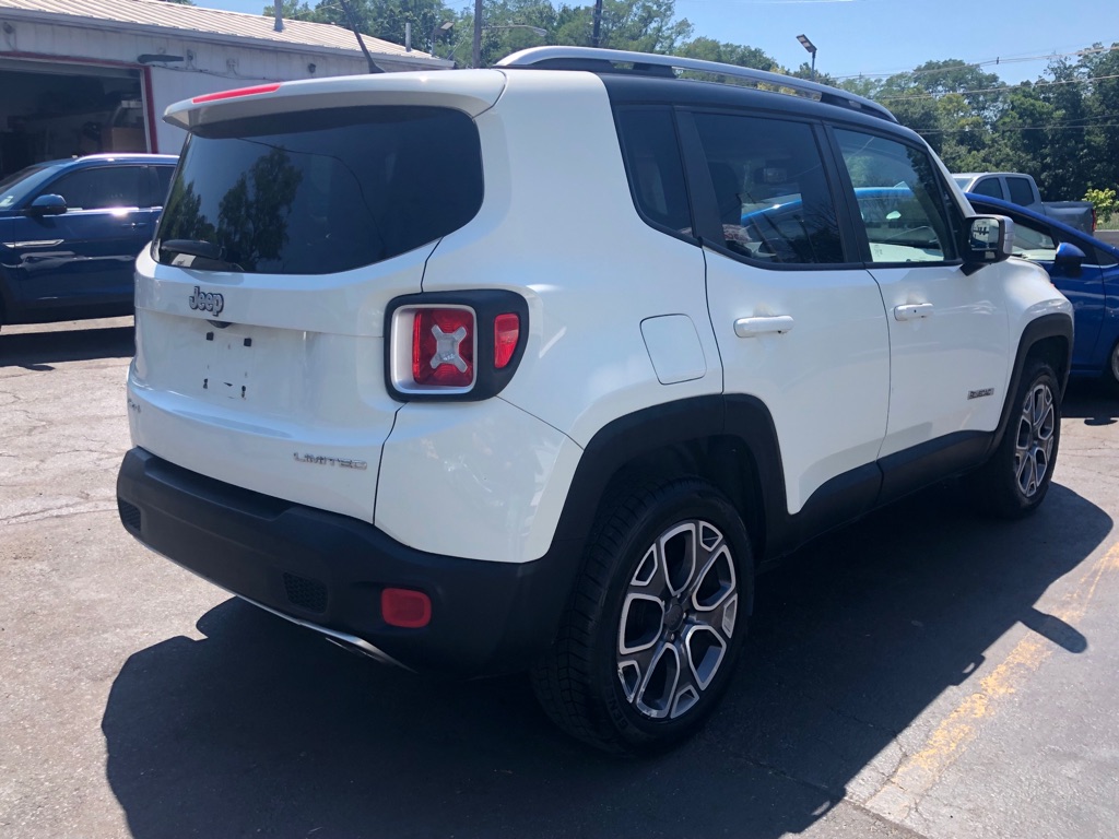 Photo 6 of this JEEP RENEGADE