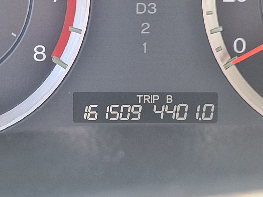 Photo 17 of this HONDA ACCORD