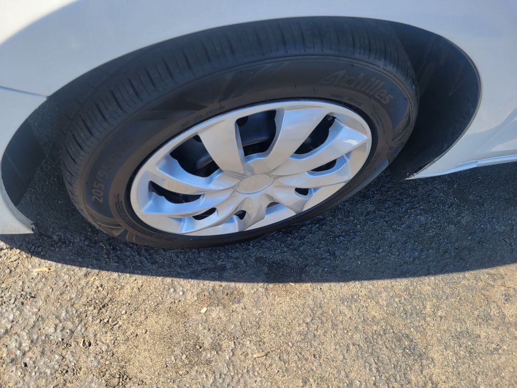 Photo 9 of this HONDA ACCORD