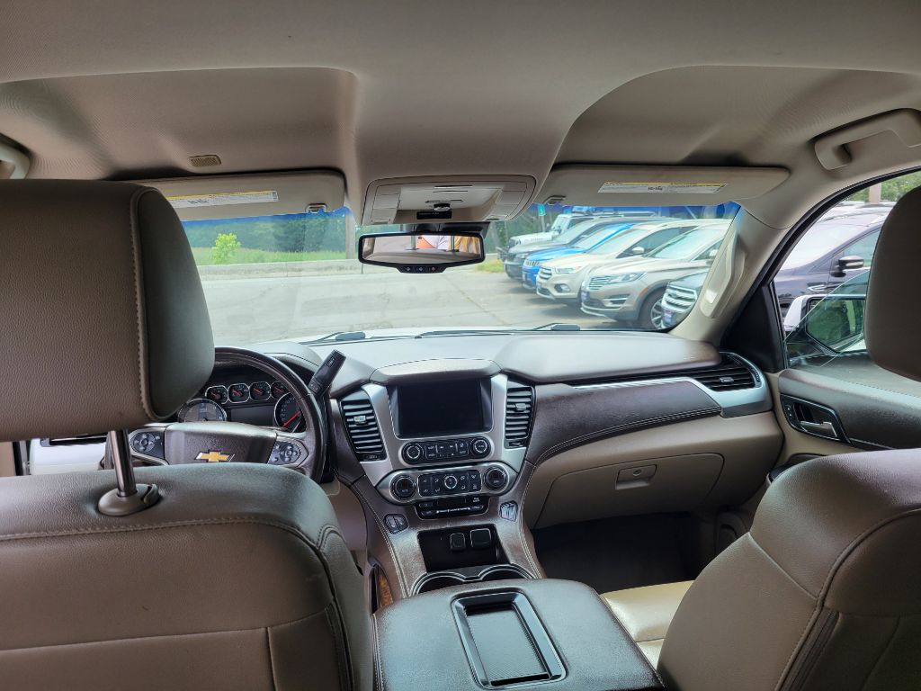 Photo 14 of this CHEVROLET TAHOE
