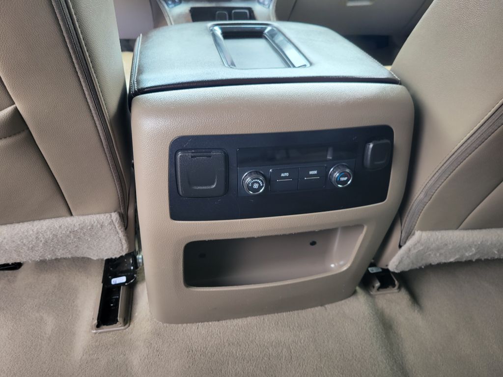 Photo 15 of this CHEVROLET TAHOE