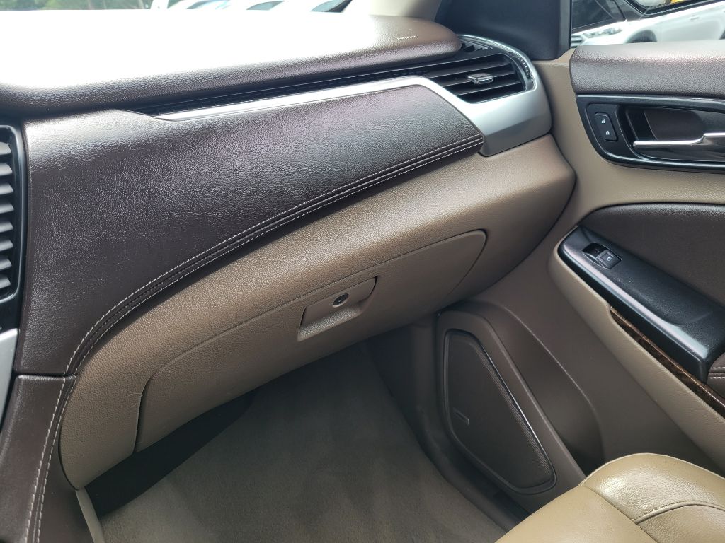Photo 30 of this CHEVROLET TAHOE