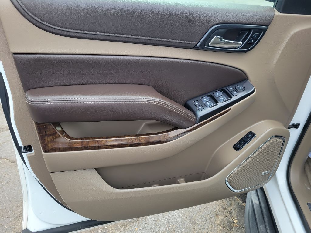 Photo 13 of this CHEVROLET TAHOE