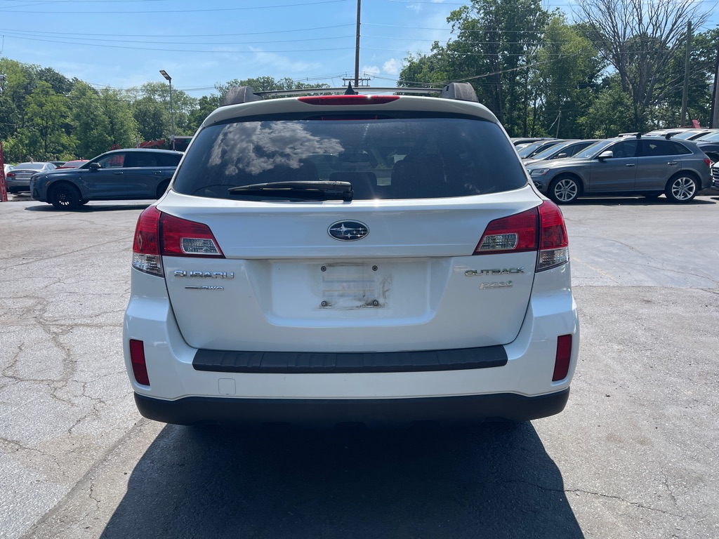 Photo 4 of this SUBARU OUTBACK