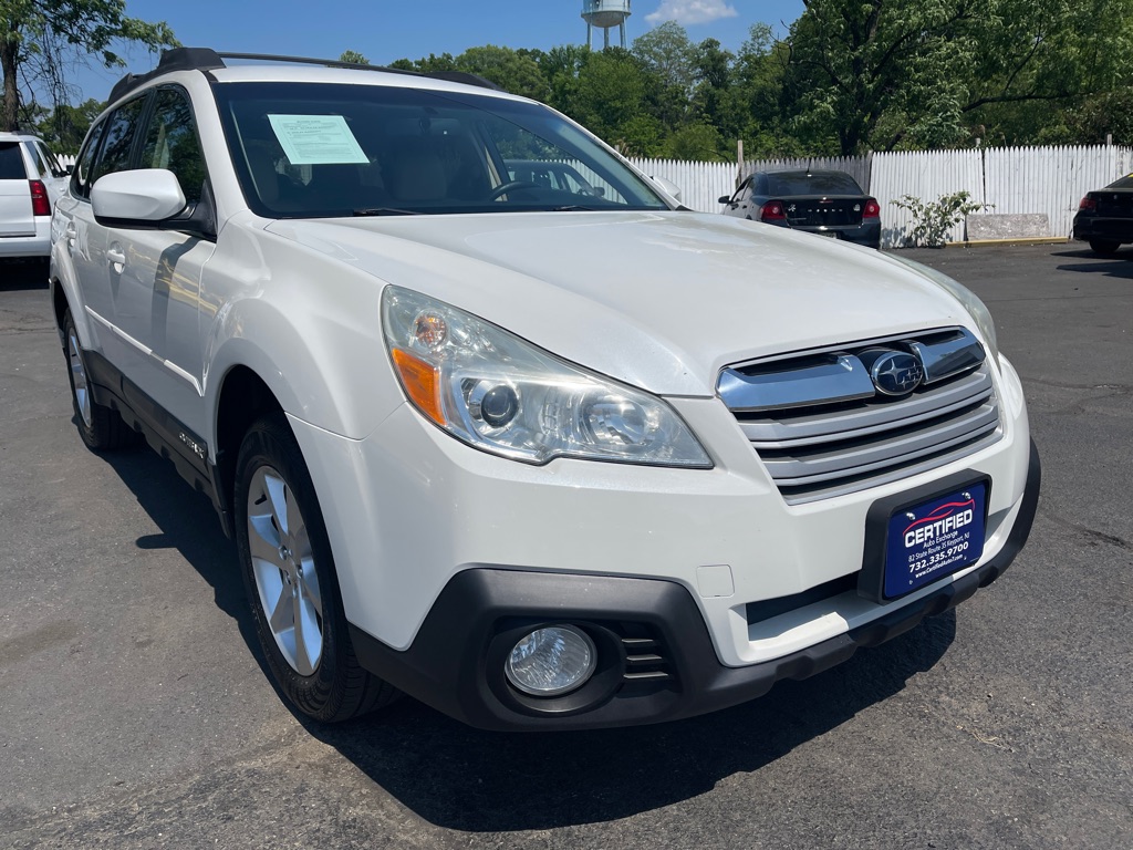 Photo 7 of this SUBARU OUTBACK