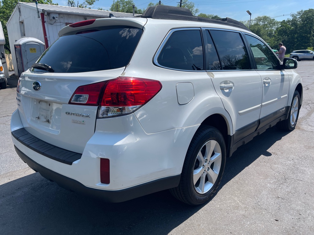 Photo 5 of this SUBARU OUTBACK