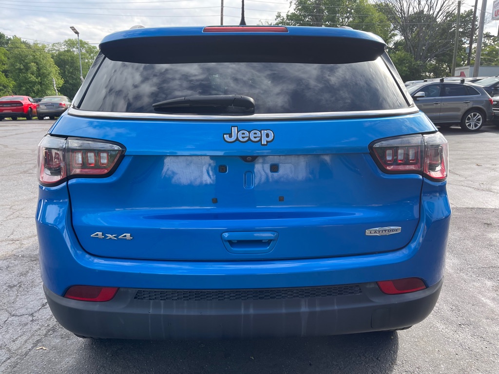 Photo 4 of this JEEP COMPASS