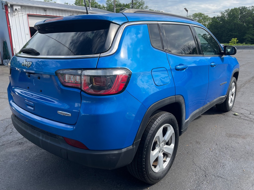 Photo 5 of this JEEP COMPASS