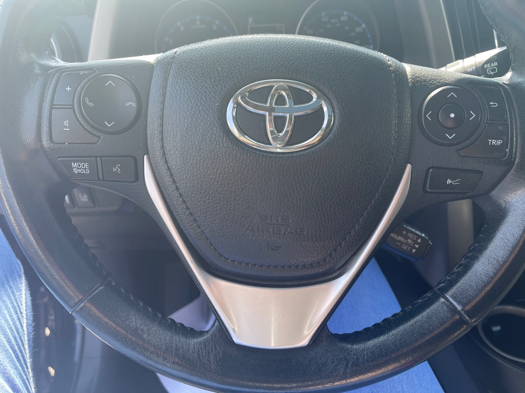 Photo 18 of this TOYOTA RAV4