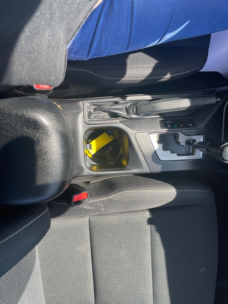Photo 22 of this TOYOTA RAV4