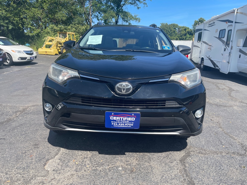 Photo 9 of this TOYOTA RAV4