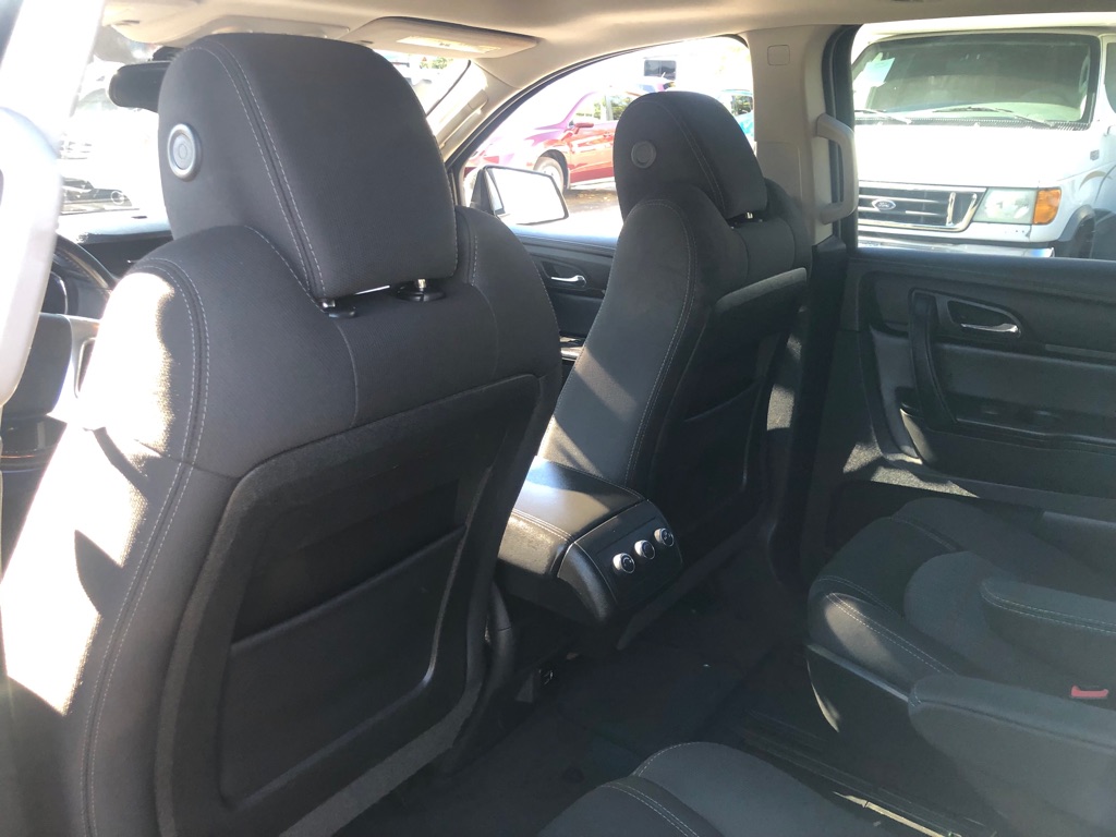 Photo 25 of this CHEVROLET TRAVERSE