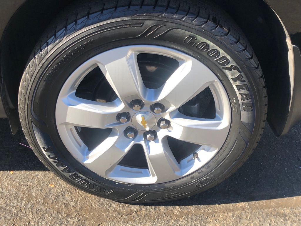 Photo 12 of this CHEVROLET TRAVERSE