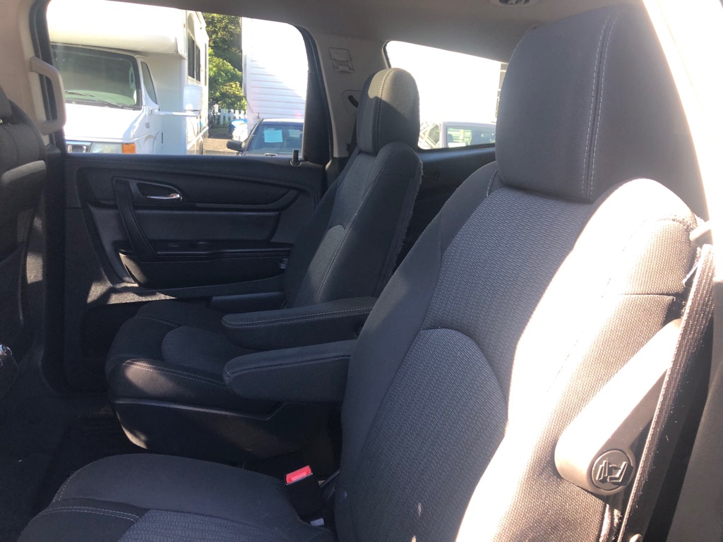 Photo 23 of this CHEVROLET TRAVERSE