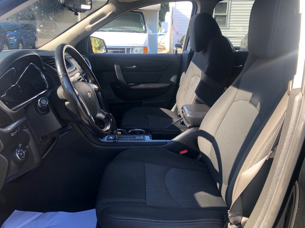 Photo 15 of this CHEVROLET TRAVERSE