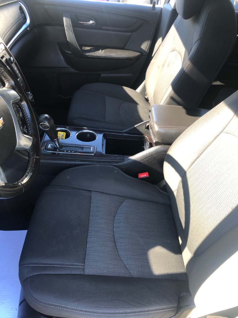 Photo 17 of this CHEVROLET TRAVERSE