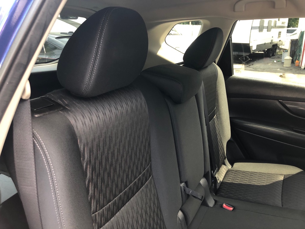 Photo 22 of this NISSAN ROGUE
