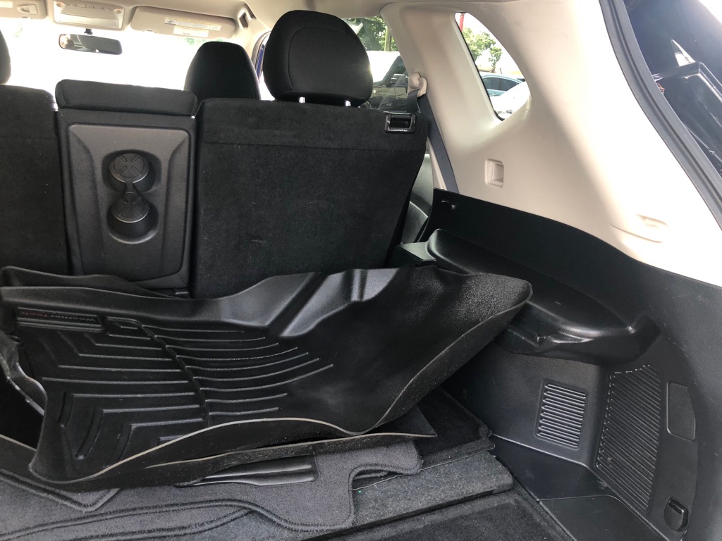 Photo 27 of this NISSAN ROGUE