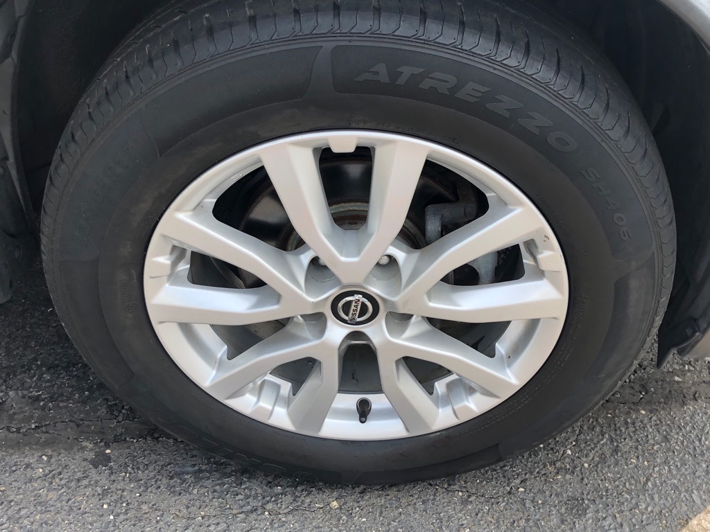 Photo 15 of this NISSAN ROGUE