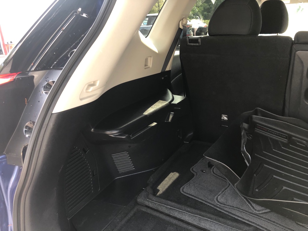 Photo 28 of this NISSAN ROGUE