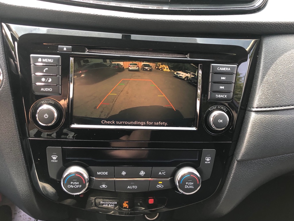 Photo 36 of this NISSAN ROGUE