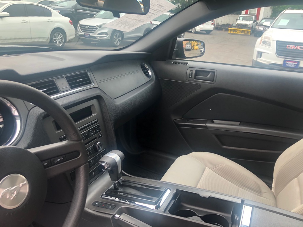 Photo 19 of this FORD MUSTANG