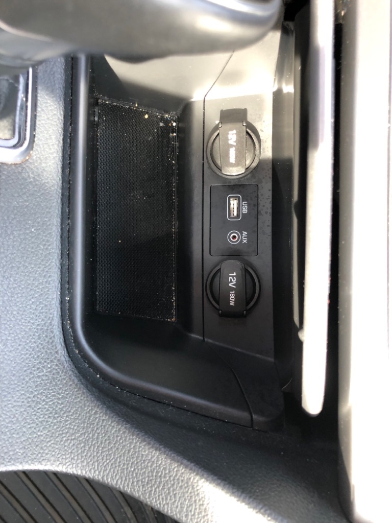 Photo 27 of this HYUNDAI SONATA