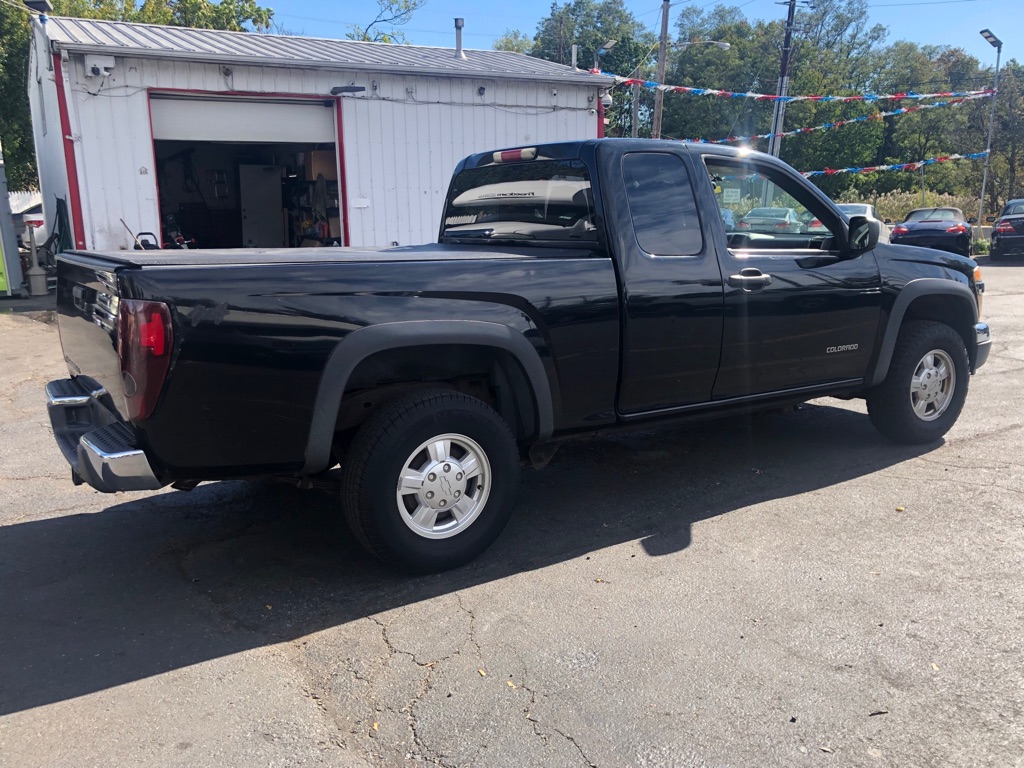 Photo 8 of this CHEVROLET COLORADO