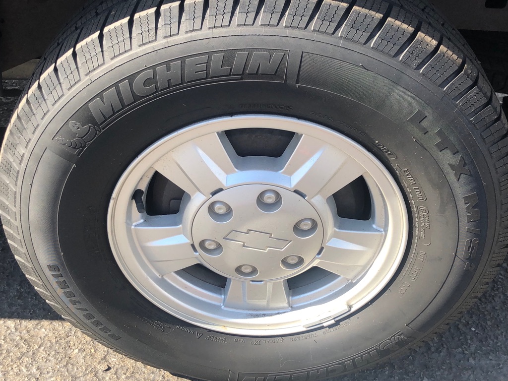 Photo 15 of this CHEVROLET COLORADO