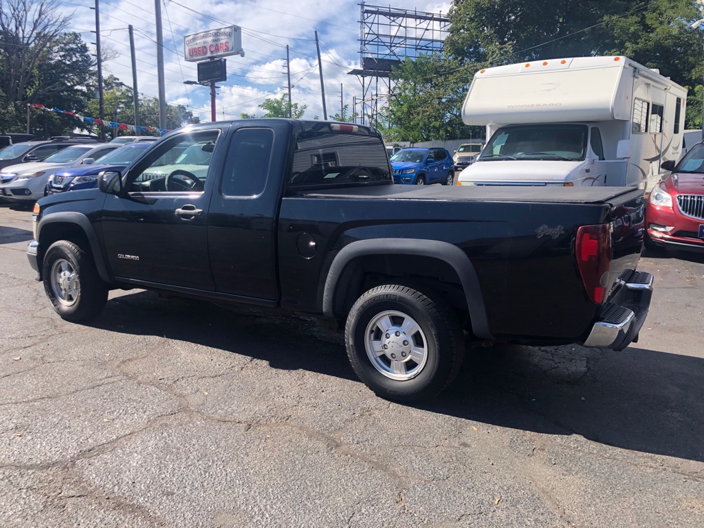 Photo 4 of this CHEVROLET COLORADO