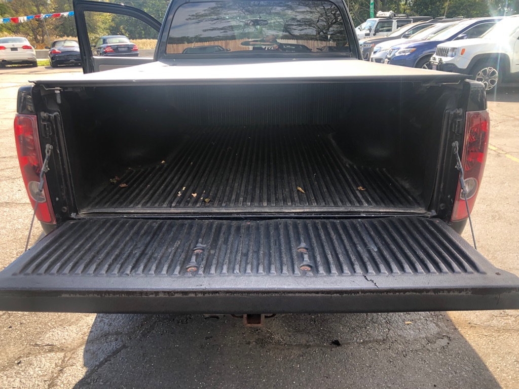 Photo 24 of this CHEVROLET COLORADO