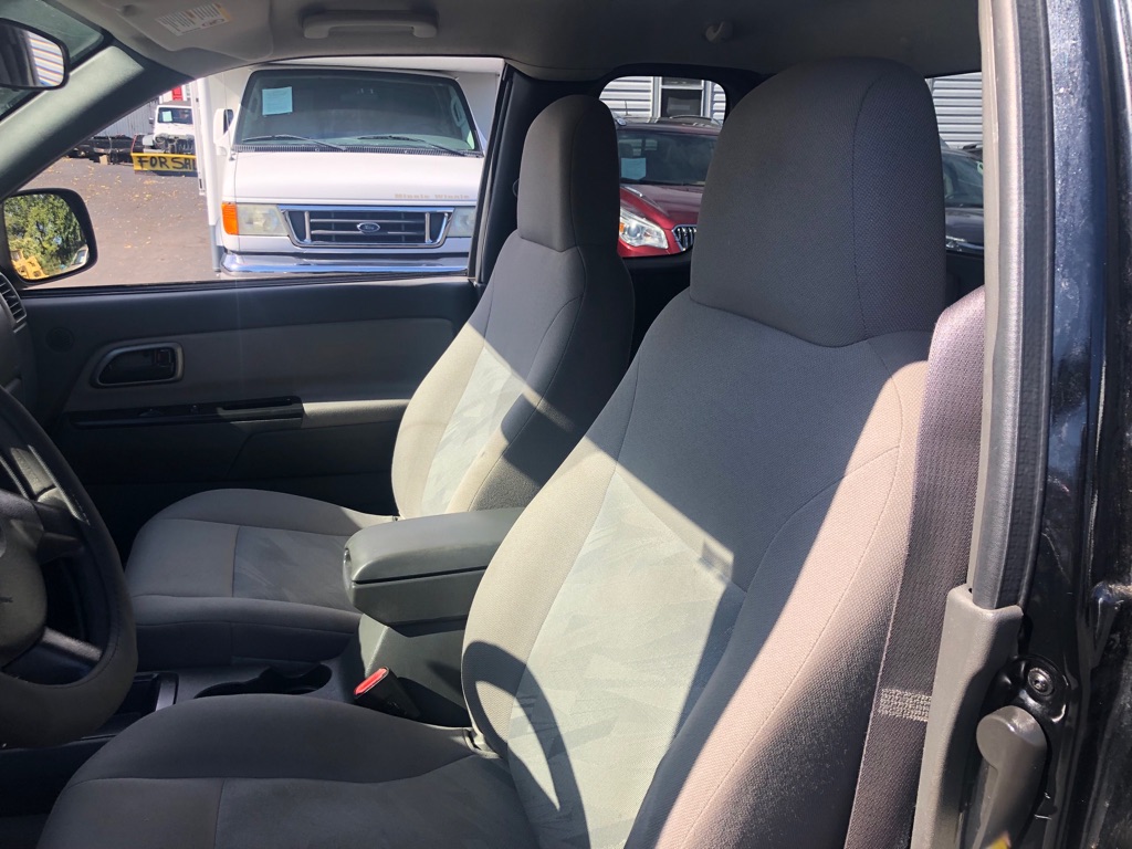 Photo 17 of this CHEVROLET COLORADO