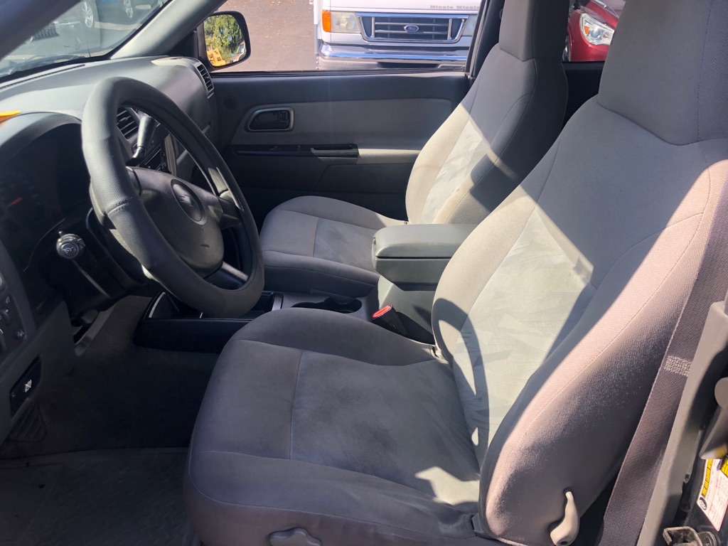 Photo 18 of this CHEVROLET COLORADO