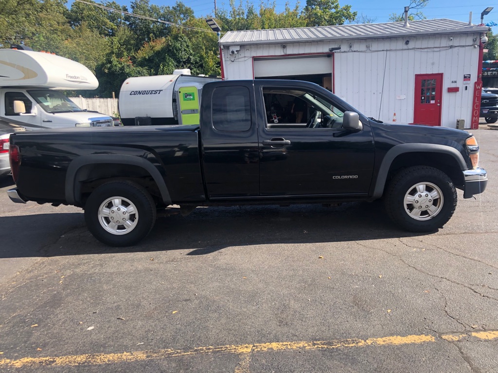 Photo 9 of this CHEVROLET COLORADO