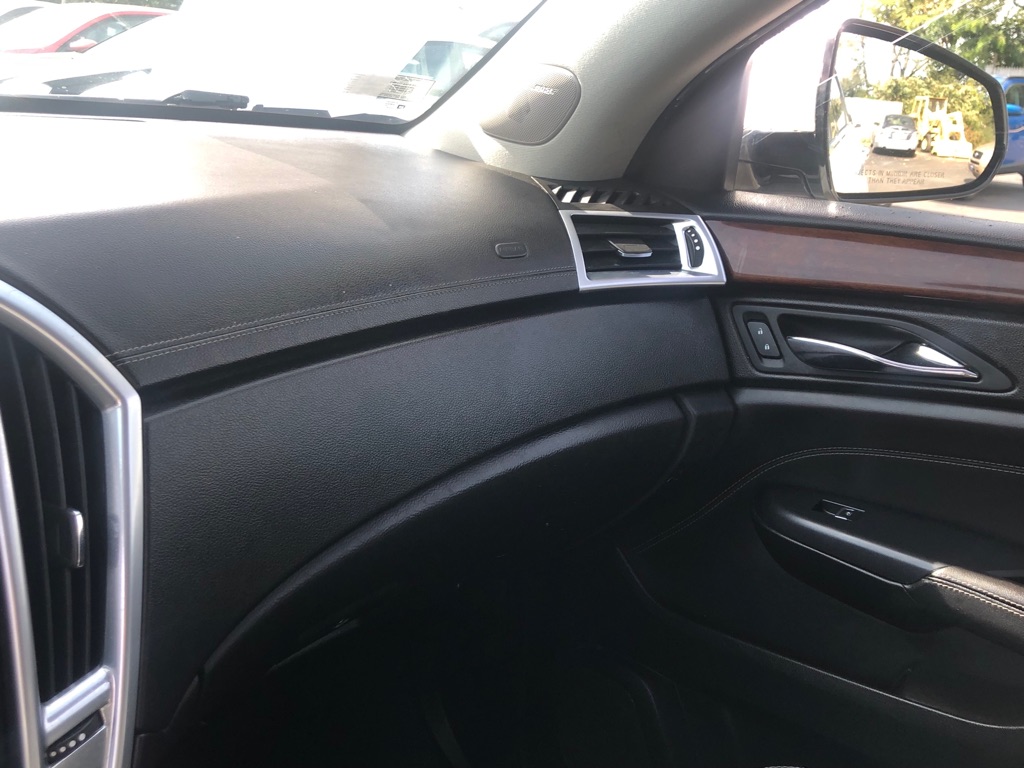 Photo 35 of this CADILLAC SRX
