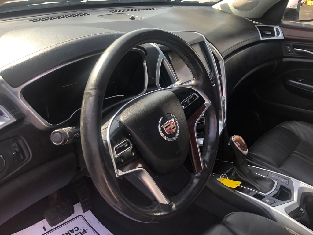 Photo 19 of this CADILLAC SRX