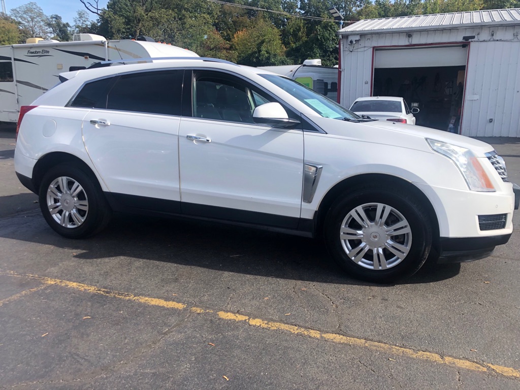 Photo 9 of this CADILLAC SRX