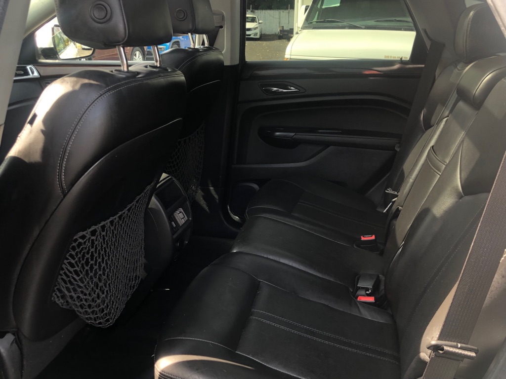 Photo 24 of this CADILLAC SRX