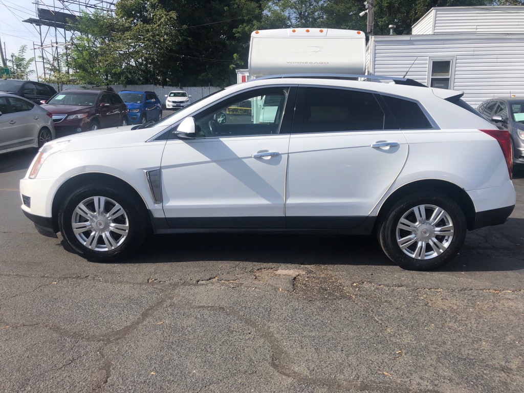 Photo 3 of this CADILLAC SRX