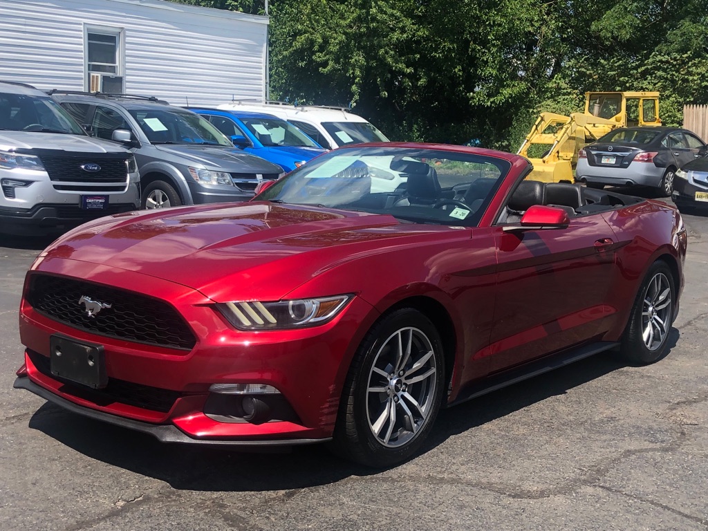 Photo 10 of this FORD MUSTANG