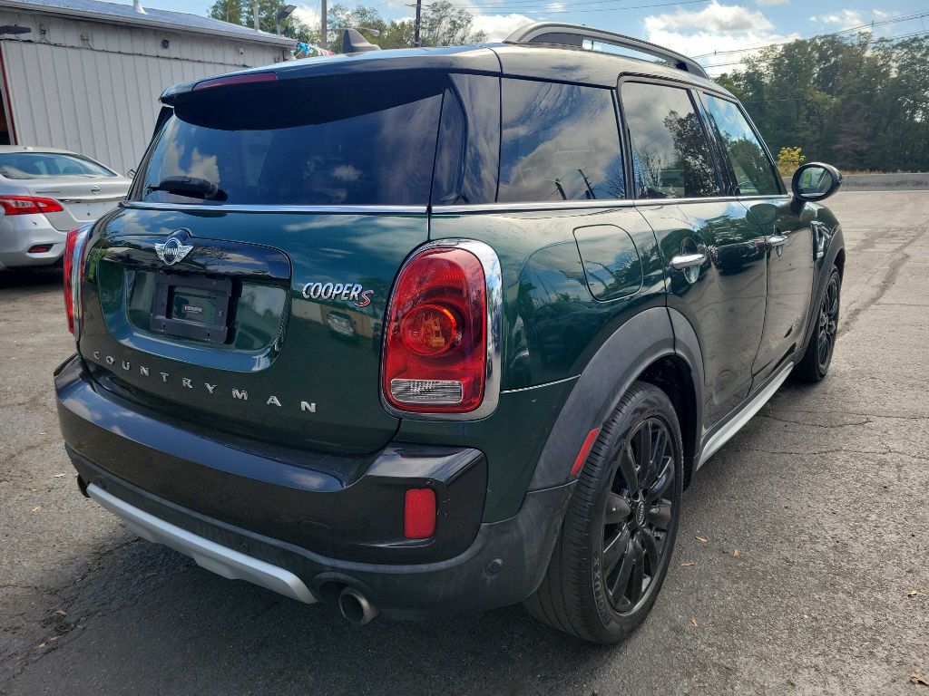 Photo 5 of this MINI COOPER