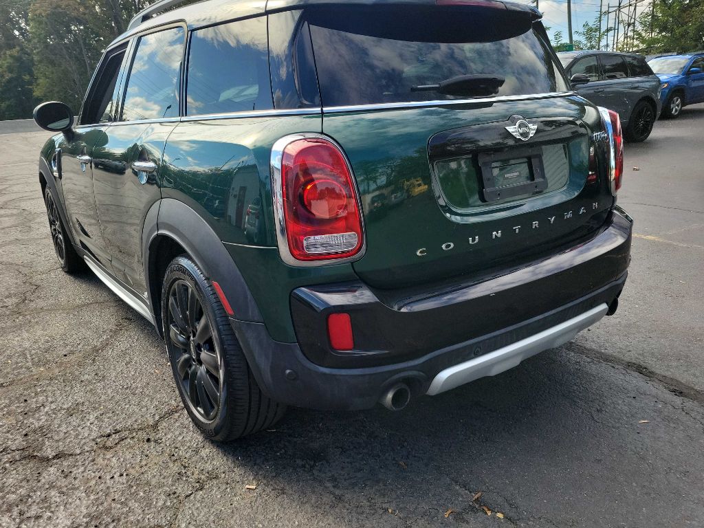 Photo 3 of this MINI COOPER