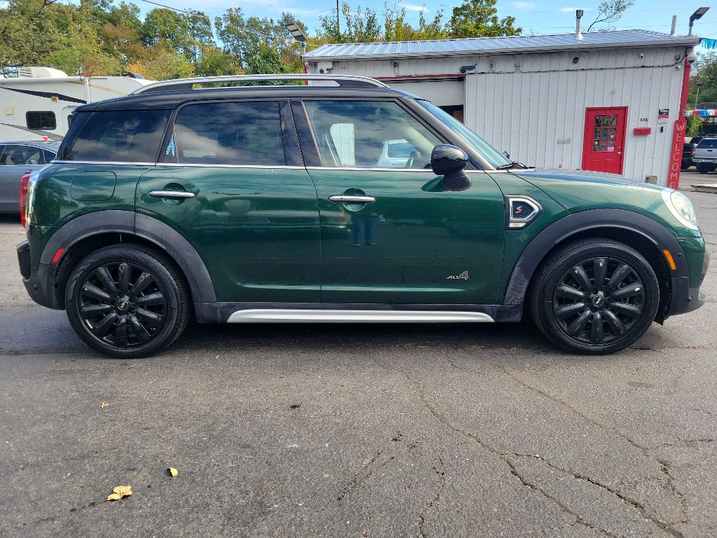 Photo 6 of this MINI COOPER